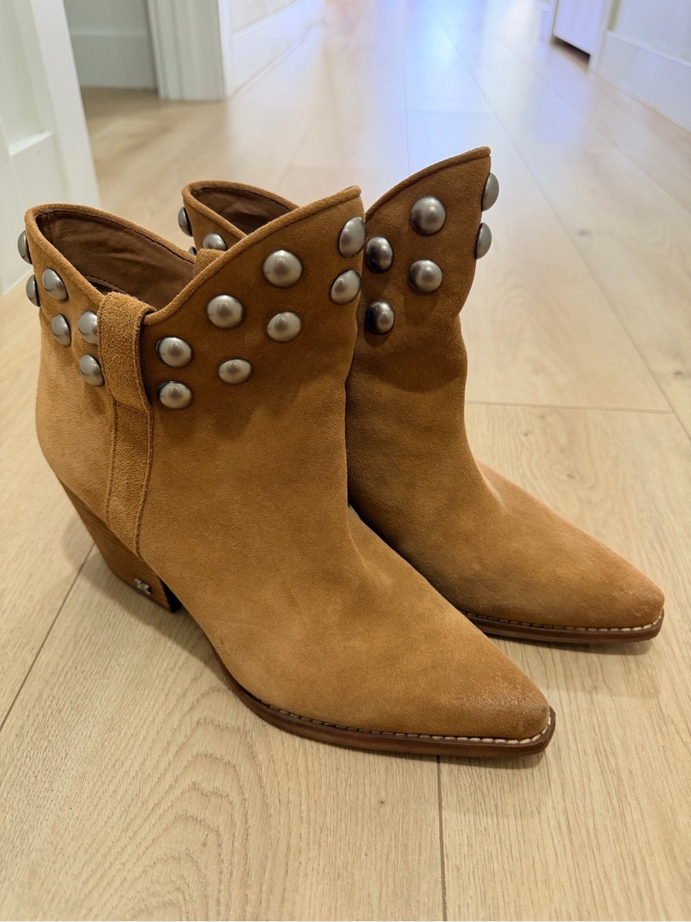 Sam Edelman Studded Tan Suede Ankle Boot- Like New!